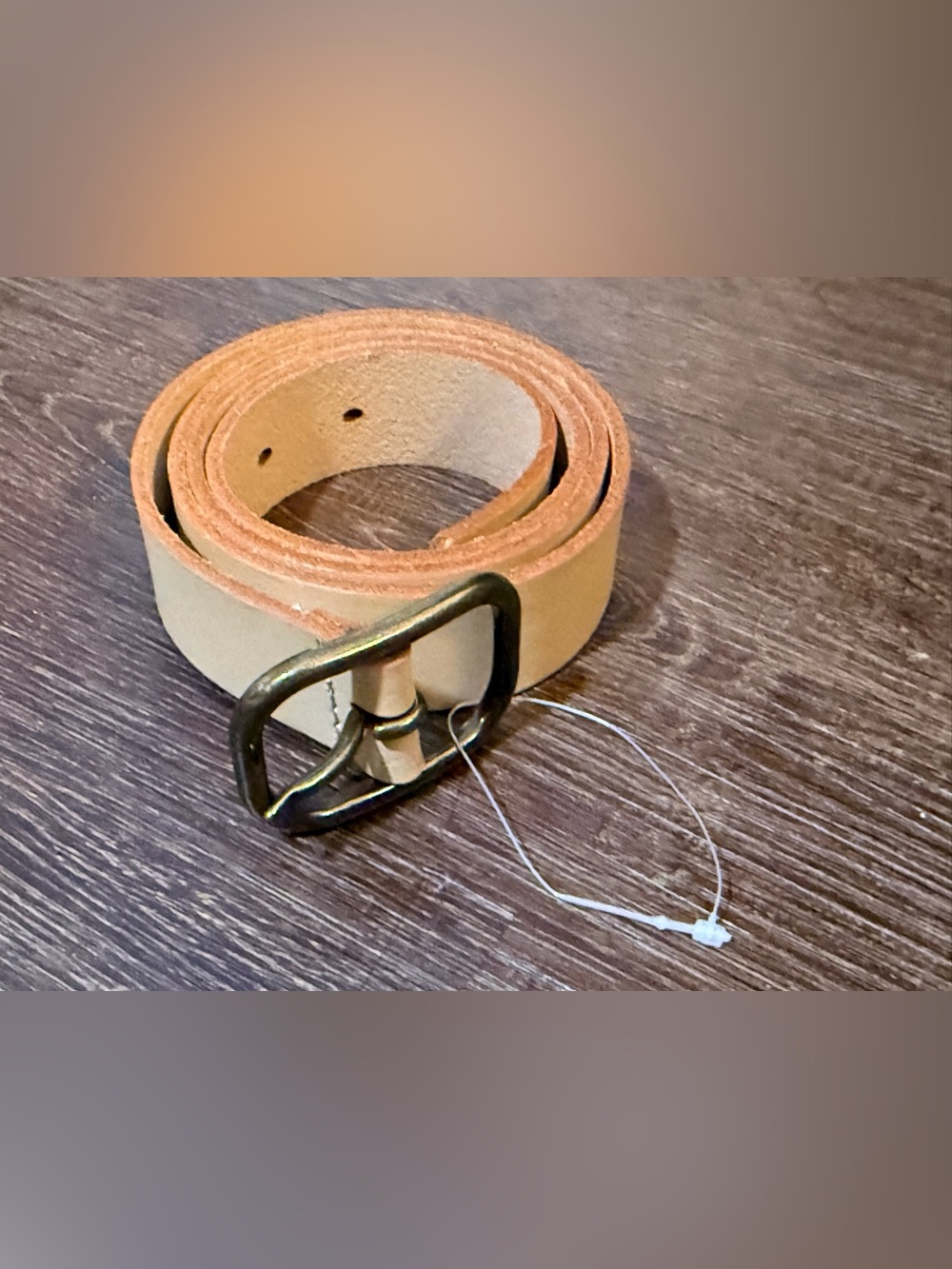 GAP NWOT Classic Tan Leather WoMen's Belt with Antique Brass Buckle SZ small 39”